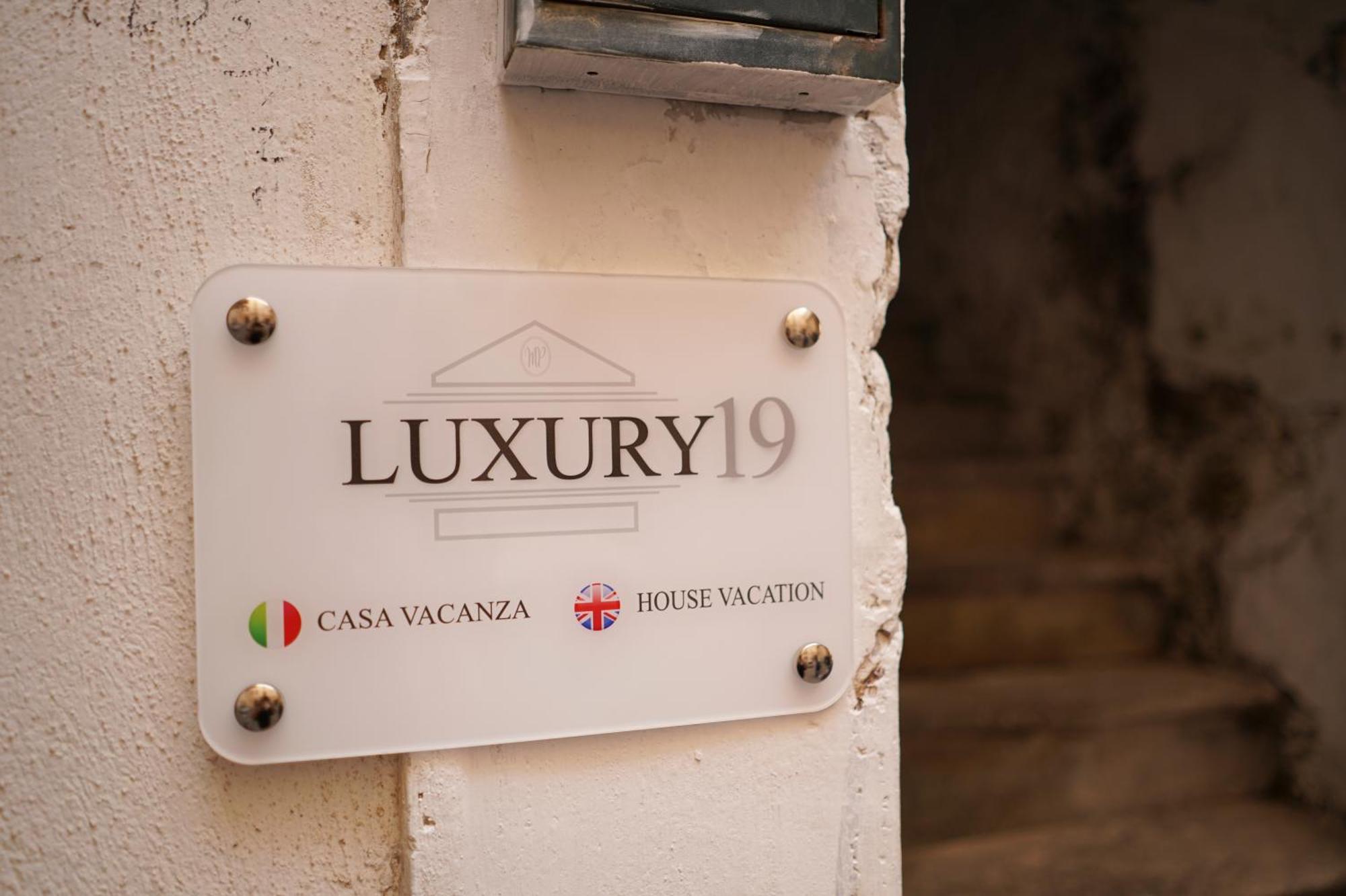 Luxury19 - View Of Vesuvius Apartment Naples Exterior photo